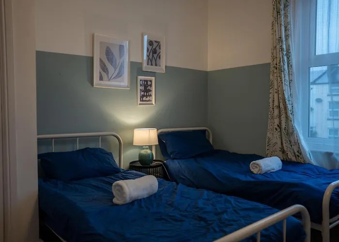 The Salty Seagull * スカーバラ